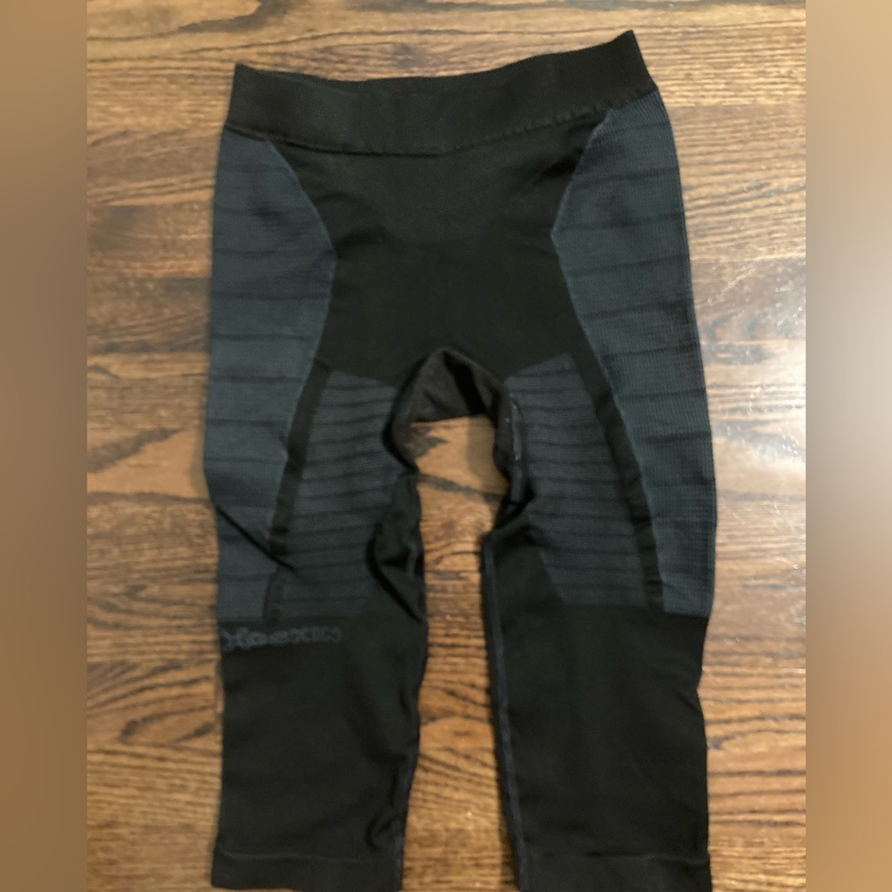 XO skin midi capri tights